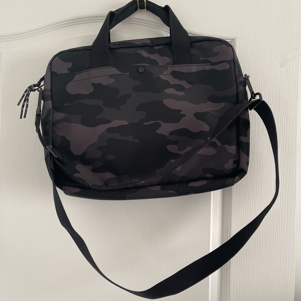 Banana Republic - Black Camo Computer Bag - NWT